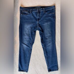 Universal Threads Blue Skinny Jeans